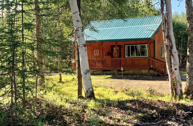 Trail House, Denali Brewing, Base Camp for Adventure, Concerts, Fire Pit, Family