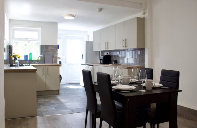 Tranquil Nottingham Retreat