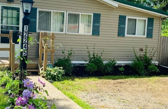 Tranquil Pondside Escape -Possible 8- with Air Mattress