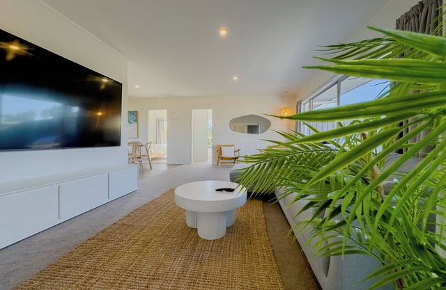 Tranquil Retreat in Red Beach