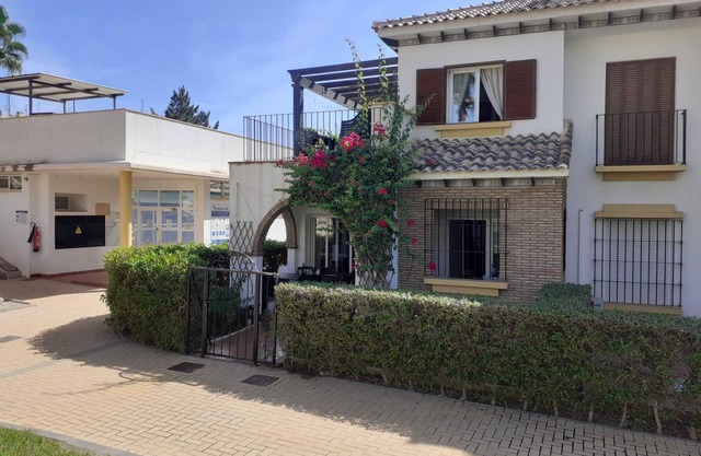 Tranquil Spanish home from home.