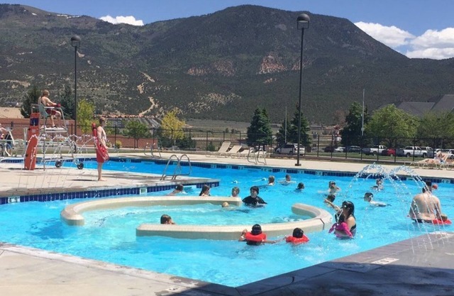 Traveler's Rest 3 Bedroom Home by RedAwning