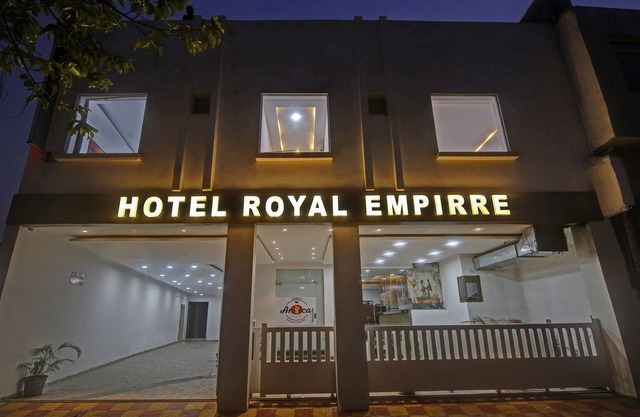 Treebo Royal Empire Adarsh Nagar, Chandigarh