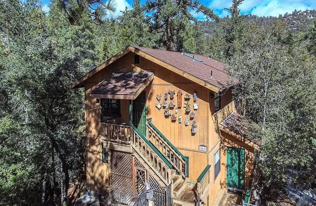 Treetop Getaway in the Ponderosa Pines