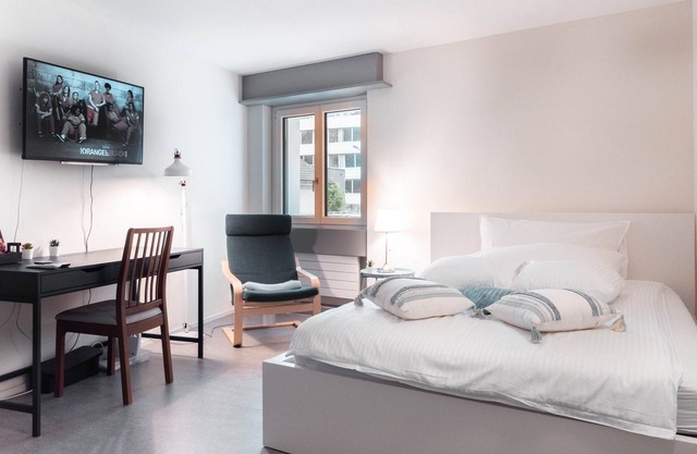 ★trendy 1 BR-Apt with Netflix "stylish blue"★