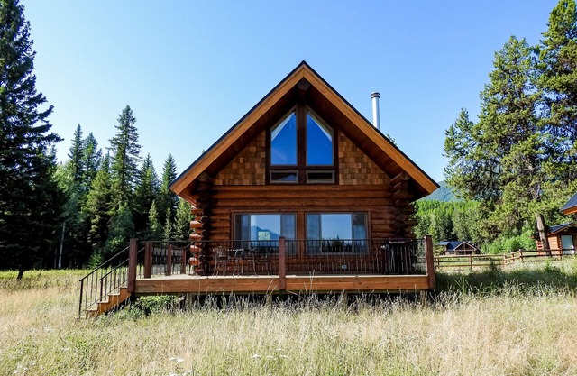Trio of rustic cabins on 21 acres near Glacier National Park