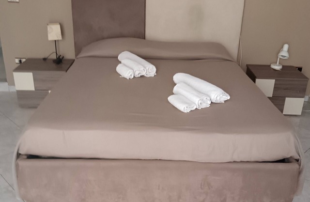 Triple room + extra bed for children in detached house with garden