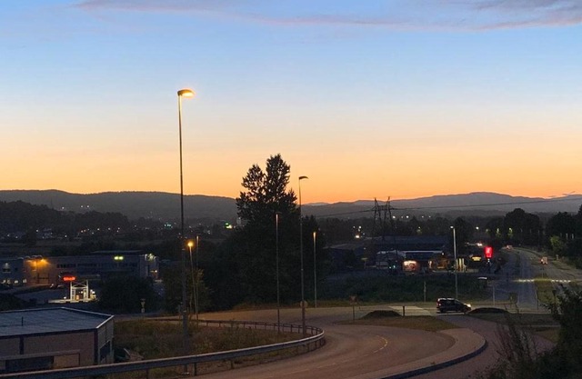 Trivelig leilighet gratis parkering på stedet!