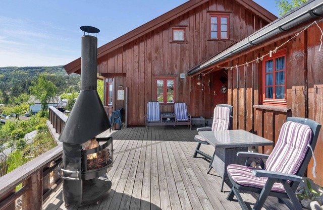 Trondbu by Interhome