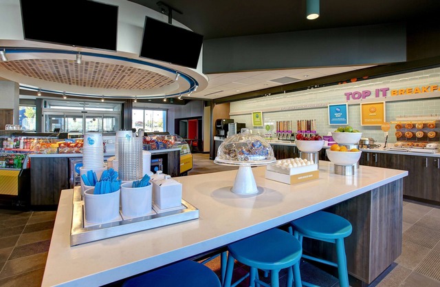 Tru By Hilton Monroe