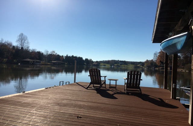 True tranquility at Lake Anna