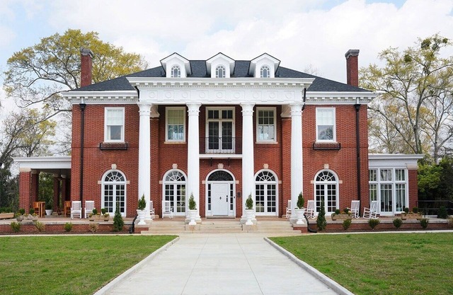 Truitt Vanderbilt Mansion-4 luxury suites