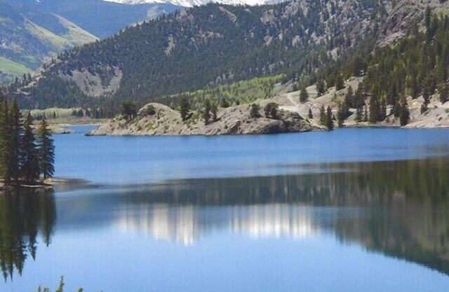 Trujillo's Lake Cabin - Amazing Unobstructed Views of Lake San Cristobal