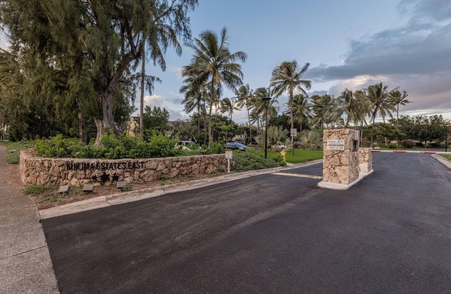 Turtle Bay resort, Prime location, 18th hole