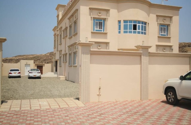 Turtle Guest House Beside Turtle Reserve Center.