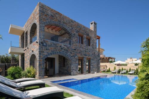 Turtulli Castle Villas , a Sea Escape