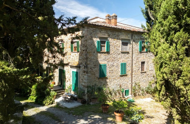 Tuscan Villa with private swimming pool