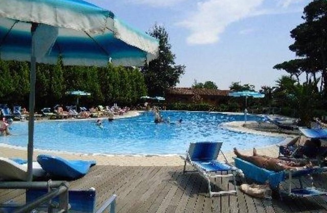 Tuscany by the sea, family camping Paradiso in Viareggio near Pisa, Lucca, Sienn
