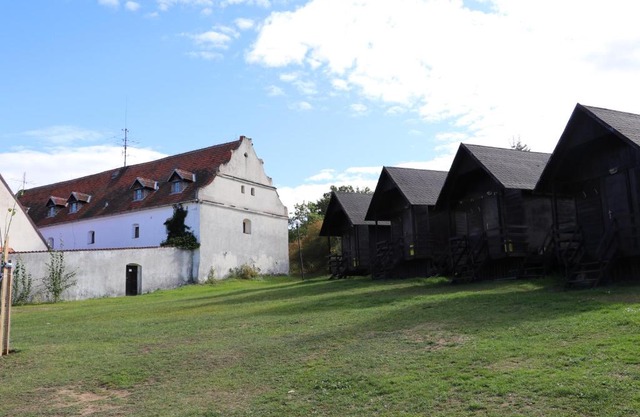 tvrz Holešice Orlická přehrada - Chaty
