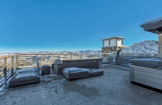 Two Bedroom Penthouse apartment hotel