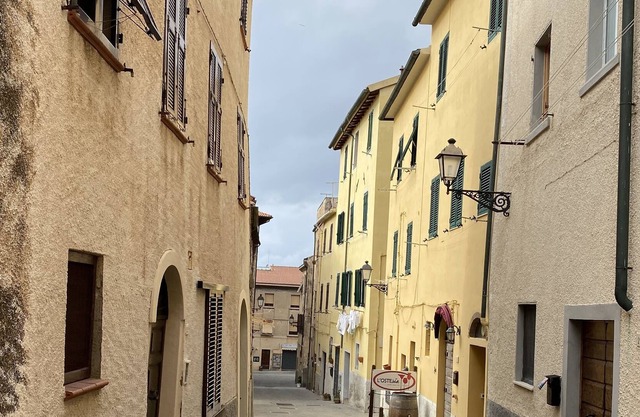 Two-room apartment in the historic center.