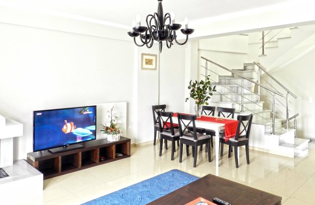 Two storey house in Nafplio - Huge, modern and luxurious