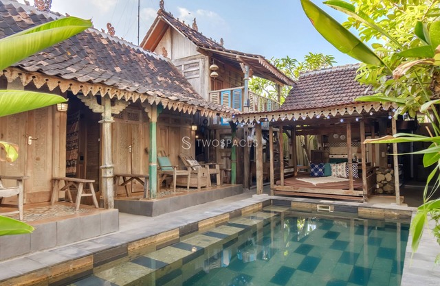 TwoSpaces Living at Kayu Beach Villa