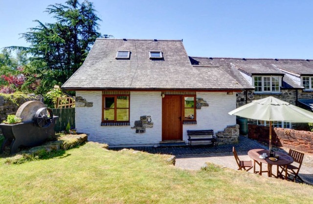 Ty Wennol in Machynlleth