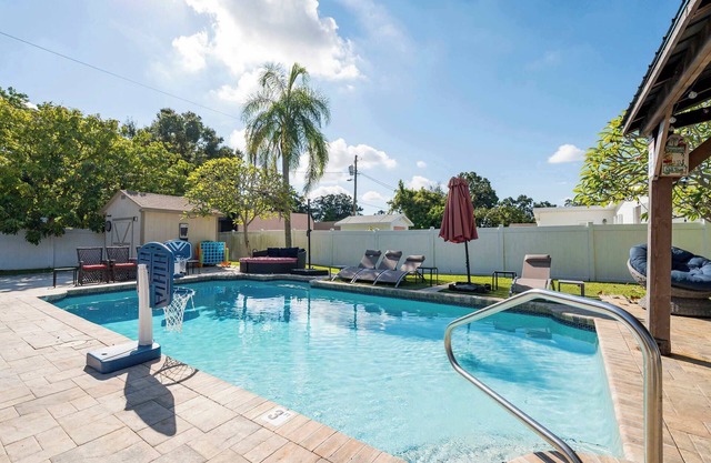 Ultimate Family Fun | Pool | Theater | 6 Miles-Beach