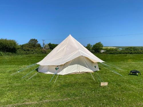 Unfurnished Bell Tent close to SWC path