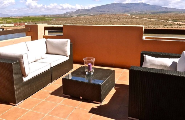 Unique 3 bedroom apartment on La Isla del Condado de Alhama - Polaris World