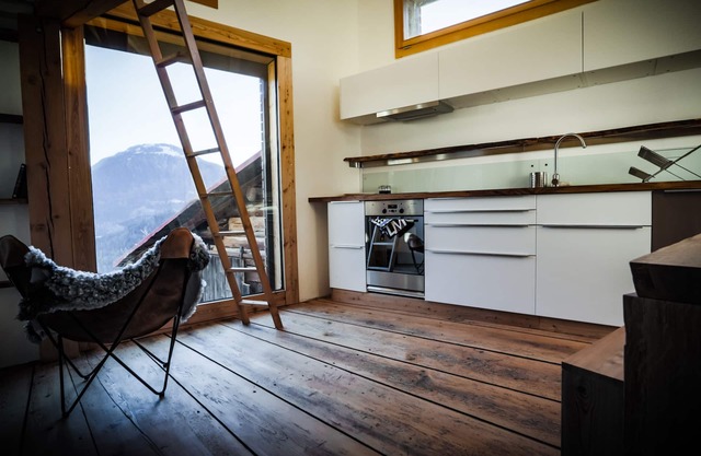 Unique Bijou With Breathtaking View Of The Swiss Alps
