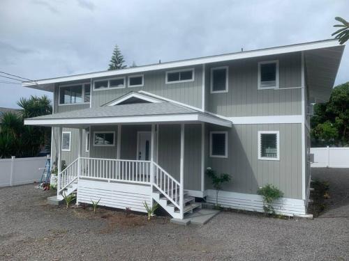 Unit A Kaiupoho - Island Elegance: Prime Spot