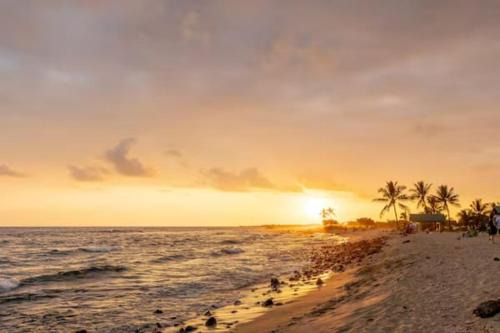 UNIT C - Sandy Toes Getaway in Kona