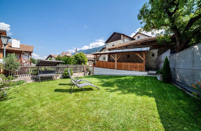 'Unterlanpacher Historic Refugium' with Mountain View, Garden & Terrace