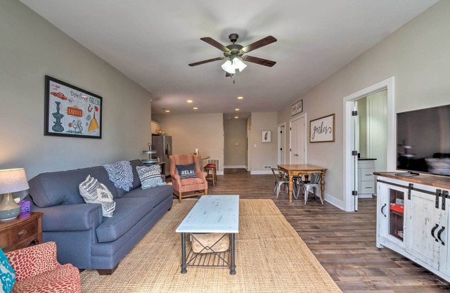 Updated Apt: 1 Mi to Western Kentucky University!