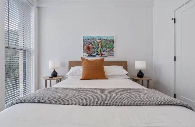 Upscale Getaway Steps from River Walk—Ideal Downtown Experience