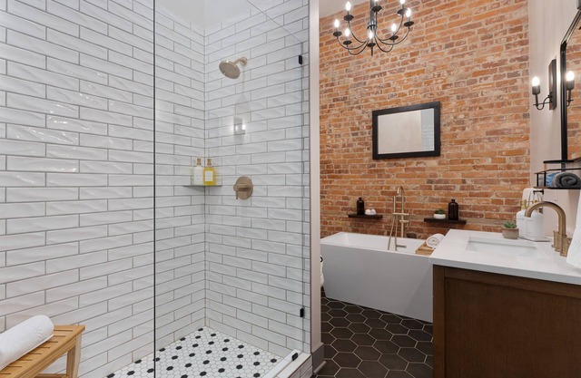 Upscale Private Getaway Kitchen & Soaking Bath