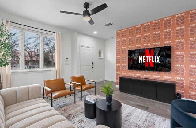 UT Austin Haven w/Game Room | 5 Min to DTX!