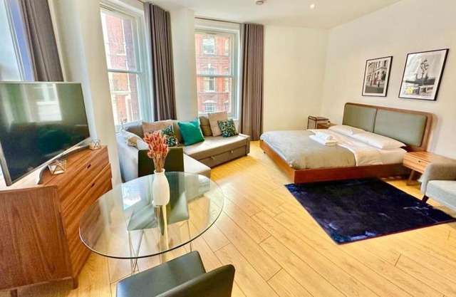 V04 - Fantastic Apartment - Piccadilly Circus on your Doorstep.
