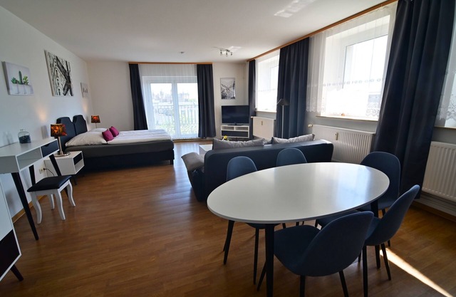 Vacation apartment/apartment for 6 guests with 72m² in Schwerin (51901)