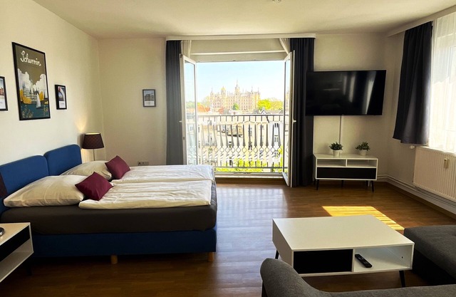 Vacation apartment/apartment for 6 guests with 72m² in Schwerin (51903)