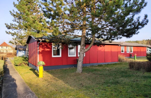 Vacation cottage in the Labussee vacation village in the middle of the Mecklenburg Lake District