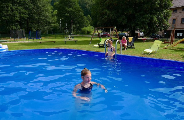 Vacation park on a south-facing slope, horses, swimming pool, restaurant and playground