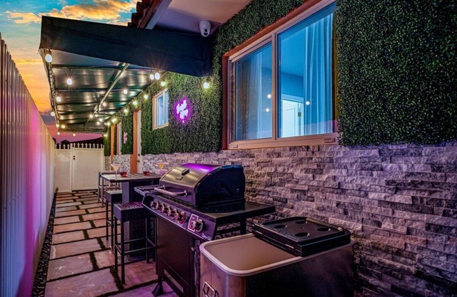 Vacay Spot Happy Escape 15Min Beach Massage Shower