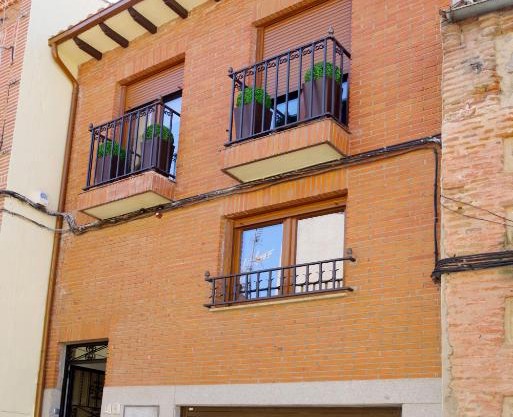 vallespin 43 parking, wifi