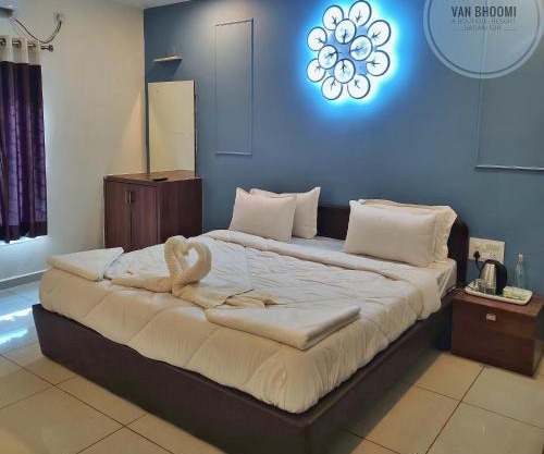 Van Bhoomi Levelup Boutique