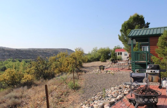 Verde Valley Canyon View Cottage 6
