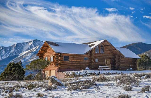 Viewside Cabin with Expansive Views