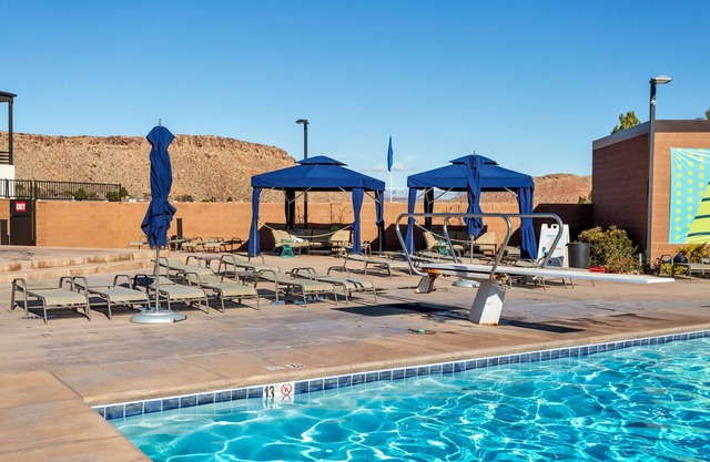 Villa 12 - Pet Friendly 4 Bedrooms